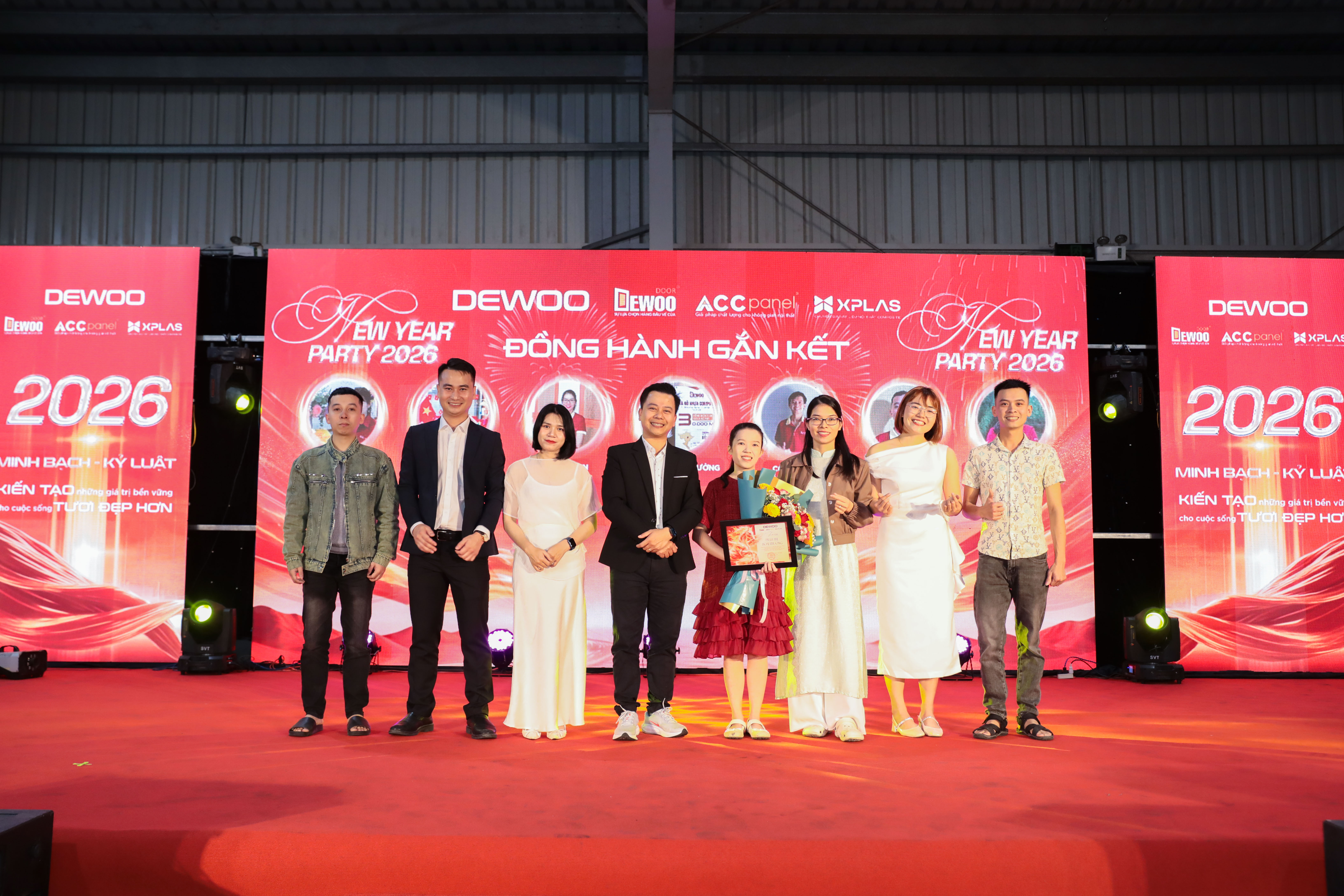 TON-VINH-NHUNG-CA-NHAN